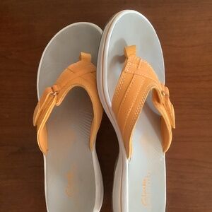 Clarks Cloudstoppers Sandals